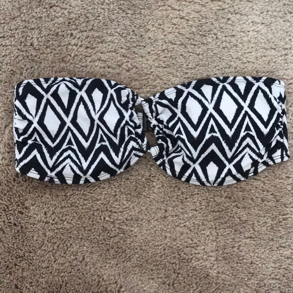 TRIBAL PRINT BANDEAU SWIM TOP